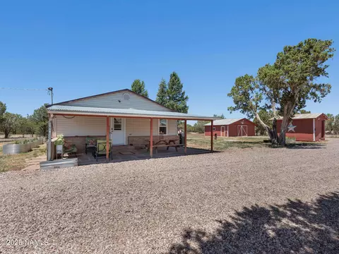 Exterior - 2941 E Hoctor Rd, Williams, AZ 86046 photo 1 of 8