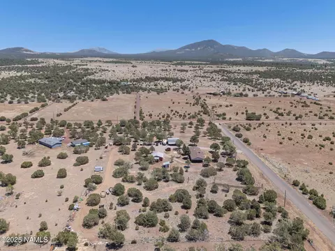 View/Area - 2941 E Hoctor Rd, Williams, AZ 86046 photo 9 of 10