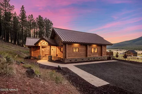 6645 W Leonard Ln, Flagstaff, AZ 86001