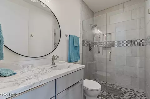 Bath - 1843 E Sagebrush Rd, Williams, AZ 86046 photo 2 of 2