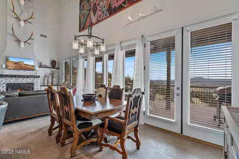 Dining - 1843 E Sagebrush Rd, Williams, AZ 86046 photo 1 of 2