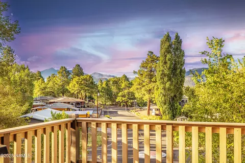 1174 E Dogwood Ln, Flagstaff, AZ 86001