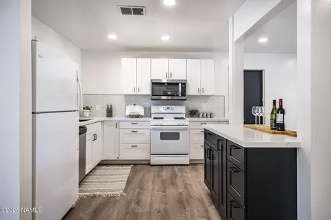 Kitchen - 3107 E Lockett Rd, Flagstaff, AZ 86004 photo 1 of 4