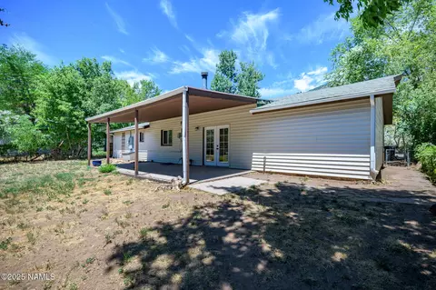 Exterior - 3107 E Lockett Rd, Flagstaff, AZ 86004 photo 1 of 8