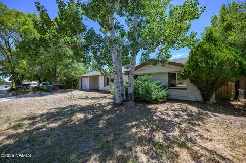3107 E Lockett Rd, Flagstaff, AZ 86004