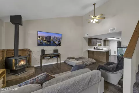 Living - 2405 Eva Loop, Flagstaff, AZ 86004 photo 1 of 1