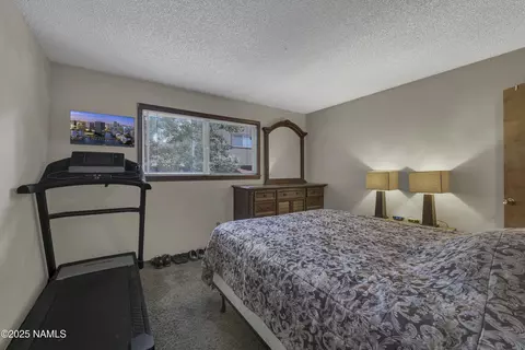 Bedroom - 2405 Eva Loop, Flagstaff, AZ 86004 photo 1 of 1
