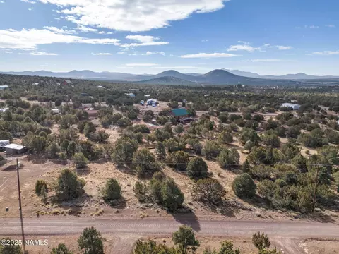 2108 E Clear Point Way, Williams, AZ 86046 photo 6