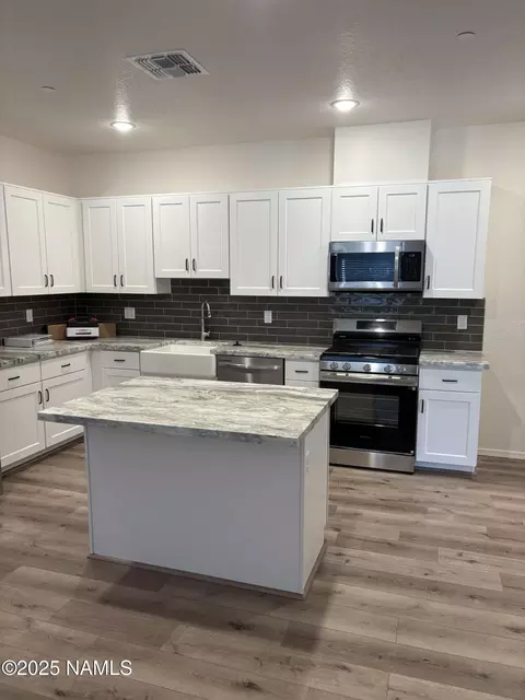 1650 E Ponderosa Pkwy #7-131, Flagstaff, AZ 86001