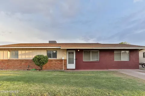 113 E Gilmore St, Winslow, AZ 86047