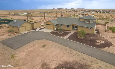 431 Jolly Rd, Winslow, AZ 86047