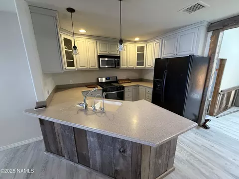 514 Edison Ave, Williams, AZ 86046 photo 3
