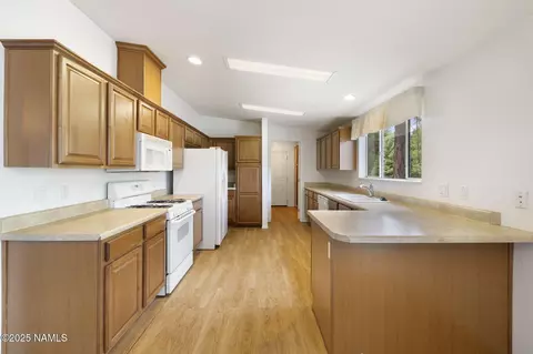 2494 W Coronado Ave, Flagstaff, AZ 86001 photo 16