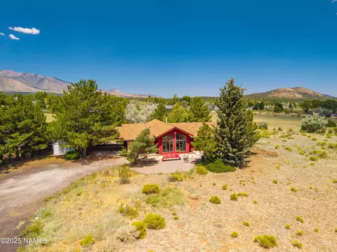6585 E Burris Ln, Flagstaff, AZ 86004