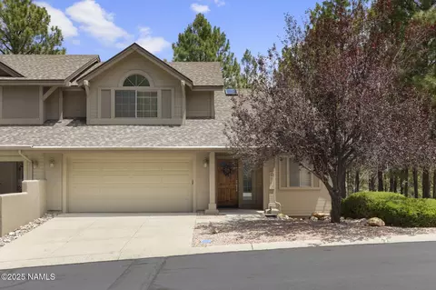 6112 E Mountain Oaks Dr, Flagstaff, AZ 86004