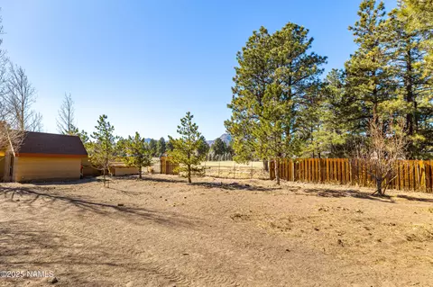 Exterior - 5835 Switchback Trl, Flagstaff, AZ 86004 photo 3 of 5