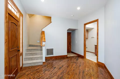 Entry Way - 5835 Switchback Trl, Flagstaff, AZ 86004 photo 3 of 3
