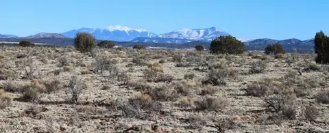 2447 E Wingfield Rd, Williams, AZ 86046