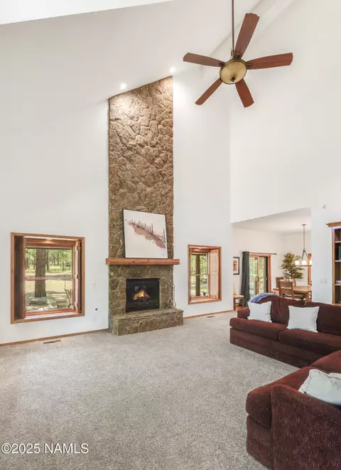 Living - 1430 E Iris Trl, Flagstaff, AZ 86001 photo 1 of 3
