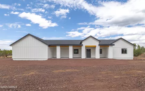 7935 N Red Lake Rd, Williams, AZ 86046