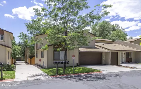 2415 Eva Loop, Flagstaff, AZ 86004
