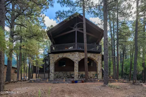 17385 Mountainside Pl, Munds Park, AZ 86017