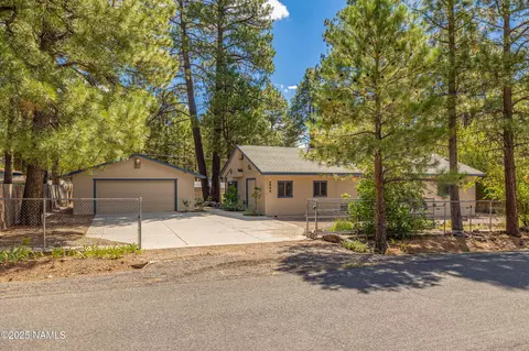 2654 Tishepi Trl, Flagstaff, AZ 86005