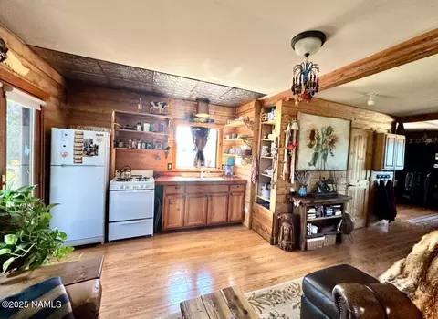 1688 E Utopia Trl, Williams, AZ 86046 photo 7