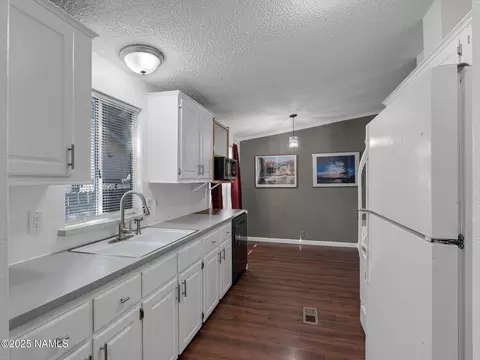 4895 E Allen Ave, Flagstaff, AZ 86004 photo 10