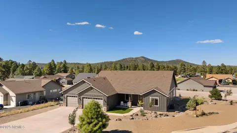 2712 W Highland Meadows Dr, Williams, AZ 86046