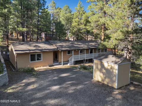 Exterior - 4449 Canyon Loop, Flagstaff, AZ 86005 photo 10 of 15