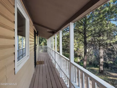Exterior - 4449 Canyon Loop, Flagstaff, AZ 86005 photo 3 of 15