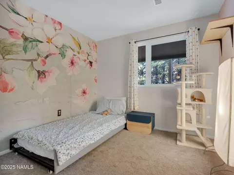 Bedroom - 4449 Canyon Loop, Flagstaff, AZ 86005 photo 3 of 5