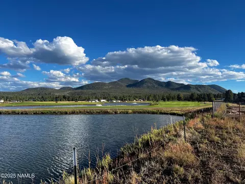 111 S Highland Meadows Dr, Williams, AZ 86046