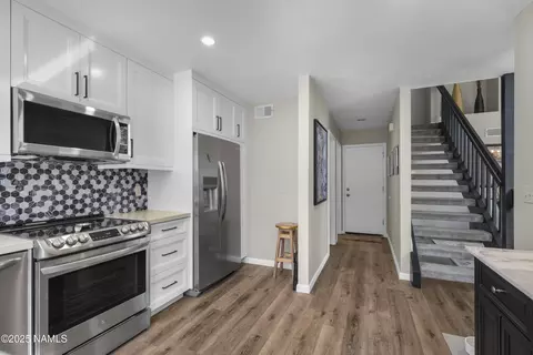 Entry Way - 4470 E Spring Meadows Cir, Flagstaff, AZ 86004 photo 1 of 1