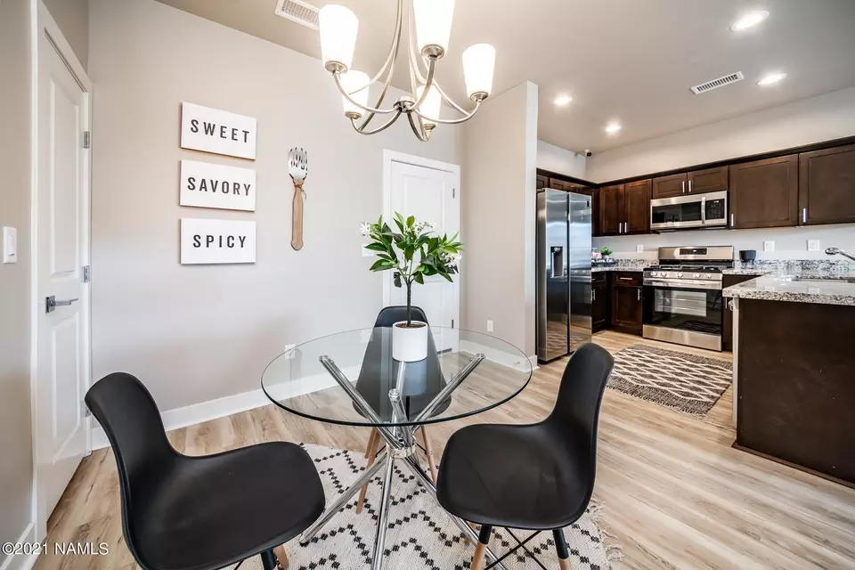 Dining - 12088 Curtis Ct, Bellemont, AZ 86015 photo 1 of 1
