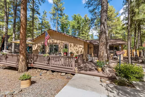 1390 E Big Bear Trl, Munds Park, AZ 86017