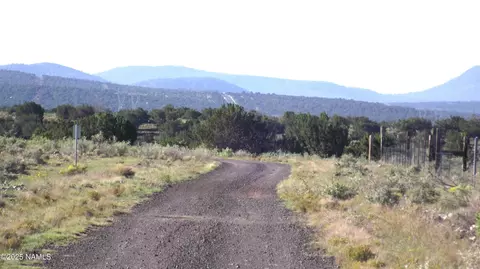 10955 Howard Mesa Loop, Williams, AZ 86046 photo 4