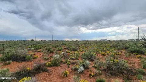 25 E Valle Rd, Williams, AZ 86046 photo 2