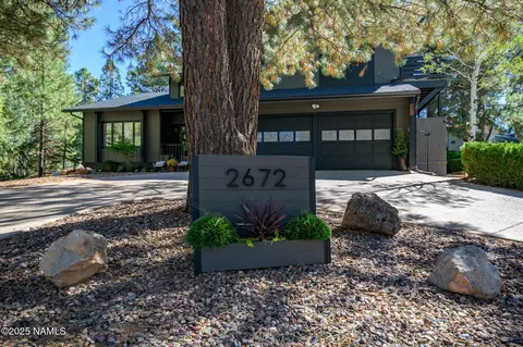2672 N Carefree Cir, Flagstaff, AZ 86004
