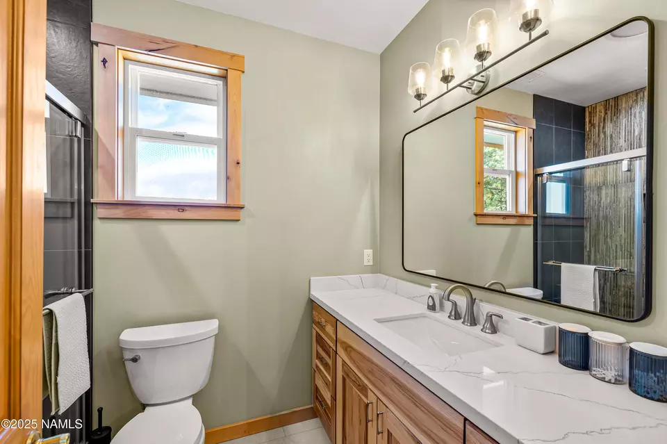 Bath - 6605 N Bader Rd, Flagstaff, AZ 86001 photo 4 of 6