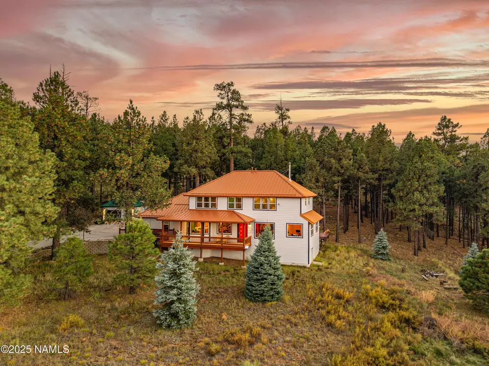 Exterior - 6605 N Bader Rd, Flagstaff, AZ 86001 photo 1 of 8