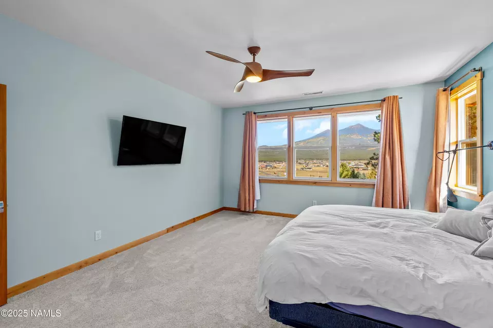 Bedroom - 6605 N Bader Rd, Flagstaff, AZ 86001 photo 2 of 5