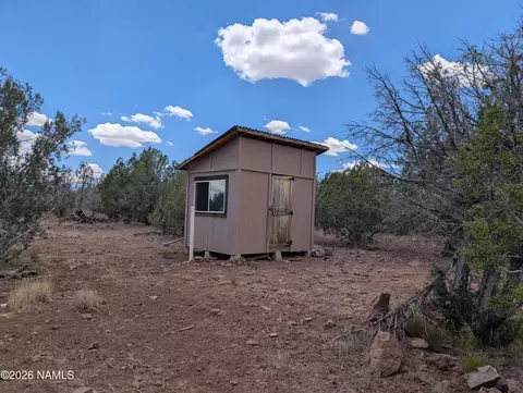 147 Camp Rd, Ash Fork, AZ 86320 photo 23