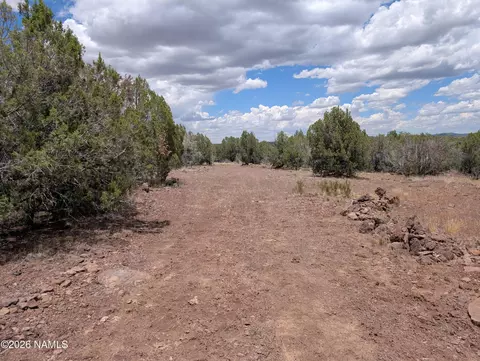147 Camp Rd, Ash Fork, AZ 86320 photo 4