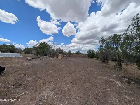 147 Camp Rd, Ash Fork, AZ 86320 photo 5