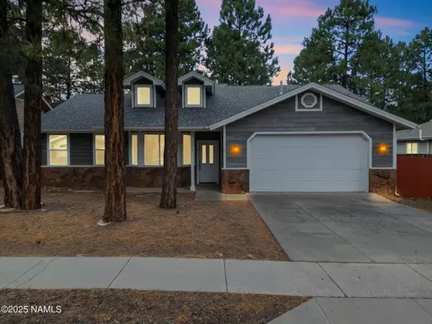 2058 W University Ave, Flagstaff, AZ 86001