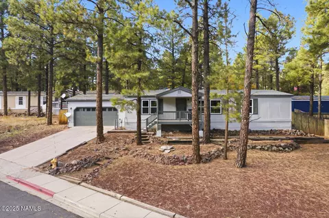 2182 W Topeka Ave, Flagstaff, AZ 86001