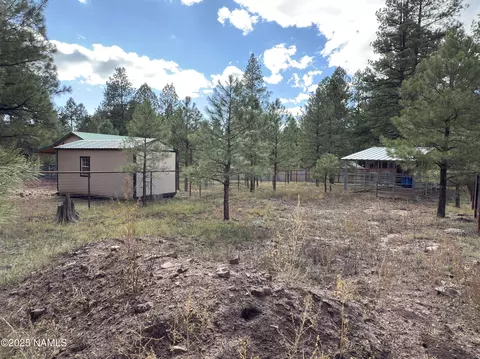 Exterior - 7261 E Long Bow Dr, Williams, AZ 86046 photo 3 of 12