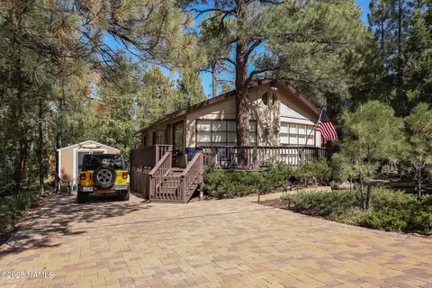 1430 E Pinewood Blvd, Munds Park, AZ 86017